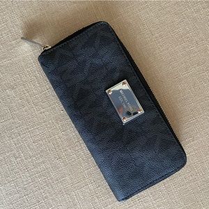 Michael Kors zip around wallet